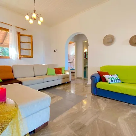 Vila Marialetta St Stephanos With Private Pool By Dadovillas *