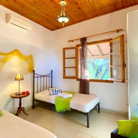 Marialetta St Stephanos With Private Pool By Dadovillas * Agnítsini